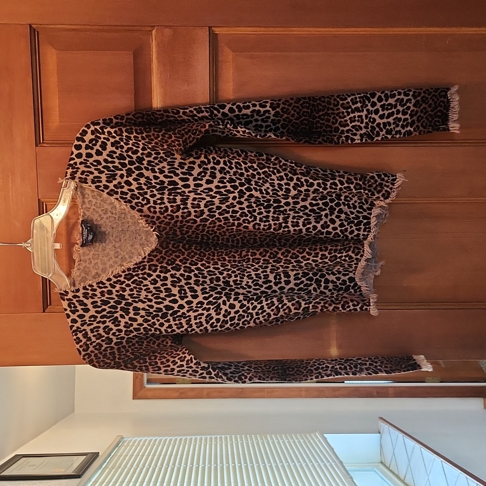Magaschoni Cashmere Leopard Print Sweater EUC fringe Small